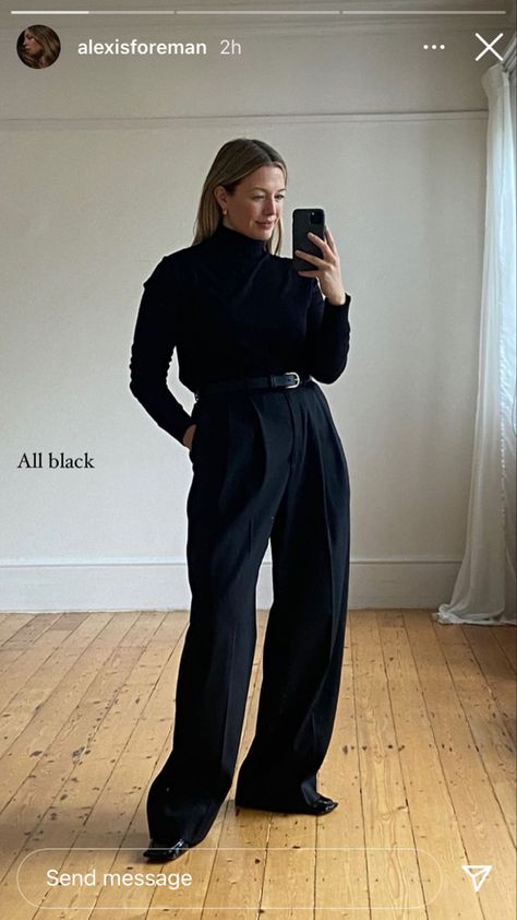 Plus Size Monochromatic Outfits, Autumn Outfits Curvy, Minimalistic Outfits, Midsize Outfits, Mid Size Fashion, Classy Winter Outfits, Monochrome Fashion, Winter Outfits For Work, Casual Work Outfits