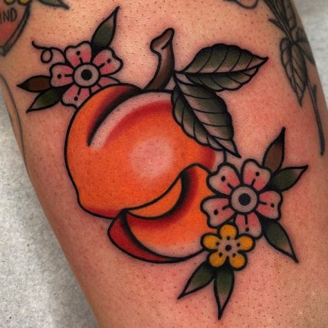 Peach Tattoo, Candy Tattoo, Fruit Tattoo, Traditional Tattoo Flowers, Food Tattoos, Traditional Tattoo Design, Blossom Tattoo, Traditional Tattoo Art, American Traditional Tattoo