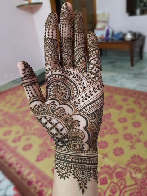 Easy Left Hand Mehndi Designs, Mehndi For Kids Front Hand, Left Hand Front Side Mehndi Design, Left Front Hand Mehndi Designs, Mehndi Designs Front Side, Mehendi Designs For Left Hand, Left Hand Mehndi Designs, Front Side Mehndi Design, Mehandi Simple