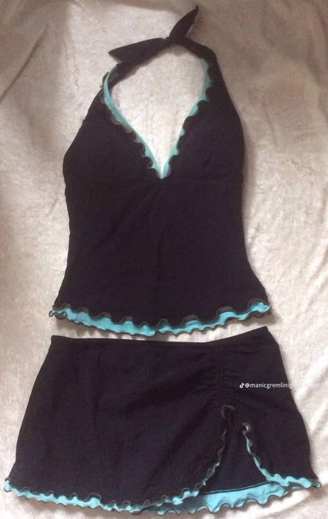 Swimsuit 3 Piece, Aesthetic Two Piece Swimsuit, Swimsuit Tankini With Shorts, Black Tankini Bathing Suit, Tankini Swimsuits Aesthetic, Bathing Suit Tankini, Y2k Tankini Aesthetic, Modest Cute Swimwear, Tankini Swimsuits For Women Aesthetic