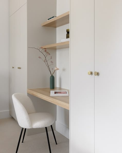 Spotlight on the Thornbury House! ⠀⠀⠀⠀⠀⠀⠀⠀⠀ A beautiful heritage weatherboard home transformed into a luxurious modern retreat. #AJLawsonDesigns #InteriorDesign #HomeDecor #InteriorInspiration #InteriorStyling #DecorIdeas #HomeStyling #DesignInspiration #ModernInterior #InteriorAndDesign #InteriorDesignerMelbourne Built In Study Nook Bedroom, Inbuilt Study Desk, Desk In Between Wardrobes, Closet With Desk, Desk In Kitchen, Nursery Wardrobe, Closet Desk, Desk Wardrobe, Bedroom Built In Wardrobe