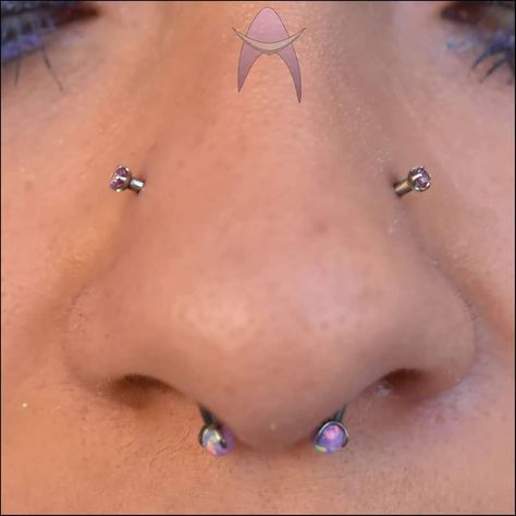 Spike Nose Piercing, Different Nose Piercings, High Nostril Piercing, Nose Piercings, Cool Piercings, Facial Piercings, Piercings Unique, Dope Makeup, Septum Jewelry