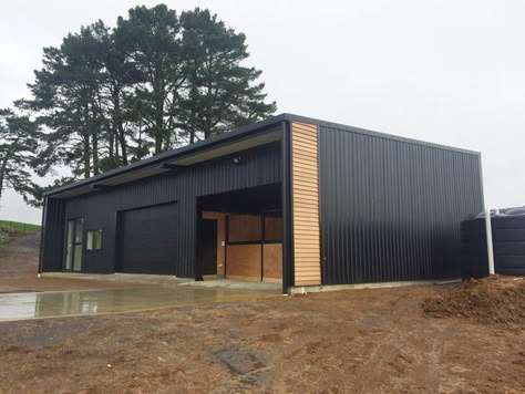 Russell Stables | Steel Horse Stables | Coresteel Buildings NZ Steel Frame Garage, Shed Cladding, Steel Garage Buildings, Metal Garage Buildings, Metal Shop Building, Metal Building Designs, Garage Guest House, Farm Shed, Garage Loft