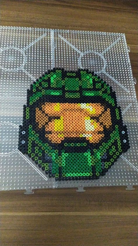 Halo Perler Beads, Kai Wachi Perler, Chiefs Crafts, Melty Bead Designs, Pokemon Cross Stitch Patterns, Hama Art, Pokemon Cross Stitch, Halo Master Chief, Pearl Beads Pattern