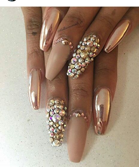 ♡ @justjustie French Nails Glitter, Do It Yourself Nails, Christmas Dip, Gold Chrome Nails, Rose Gold Chrome, Holiday Nails Christmas, Kiara Sky, Pretty Nail Designs, Thanksgiving Nails