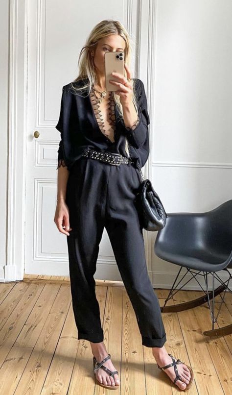 Rocker Chic Style, Outfit Oversize, Parisian Chic Style, Night Outfits, Party Fashion, Parisian Style, Spring Summer Fashion, Fashion Inspo Outfits, Rocker