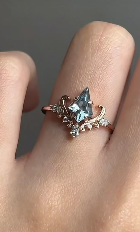 Fantasy Inspired Rings, Whimsical Wedding Ring Silver, Mystical Rings, Whimsical Wedding Ring, Fairytale Engagement Rings, Cute Promise Rings, Victorian Engagement Rings, Gothic Ring, Ring Inspo