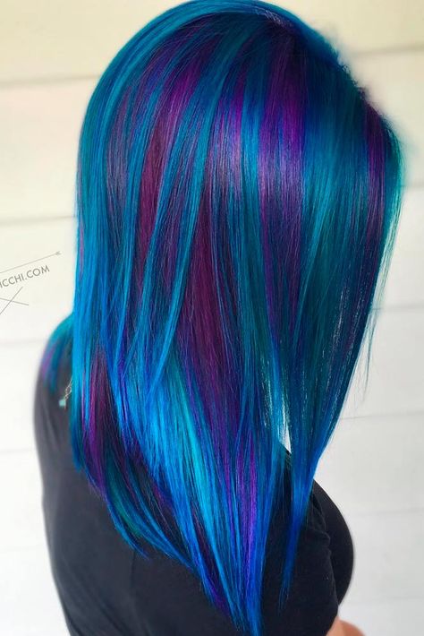 Beautiful Purple and Blue Hair Looks ★ See more: http://lovehairstyles.com/purple-and-blue-hair-looks/ Peacock Hair Color, Blue And Purple Hair, Hair Aesthetics, Peacock Hair, Blue Black Hair, Galaxy Hair, Dye Ideas, Unique Hair, Hair Color Purple