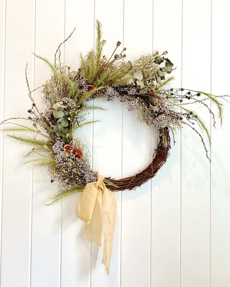 How To Make Wreaths, Dried Flowers, Christmas Wreaths, Floral, Flowers, Christmas