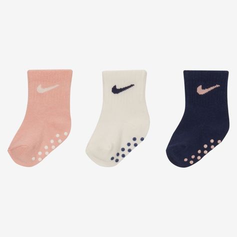 Nike Baby Clothes, Bleached Coral, Clothing Nike, Toddler Nikes, Mommy Goals, Nike Socks, Top Baby Products, Baby Time