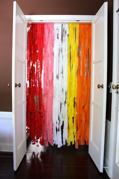 Streamer Doorway, Streamer Curtain, Tea Party Baby Shower Ideas, Streamer Decorations, 40th Anniversary Party, Monkey Baby Shower, Entertaining At Home, Fringe Backdrops, Party Hacks