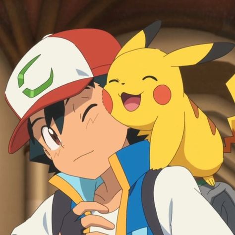 Pokemon Trainer Art, Ash E Pikachu, Ash And Pikachu, Ash Pikachu, Ash And Serena, Pokémon Characters, Ash Pokemon, Pokemon Ash, Pokemon Journeys