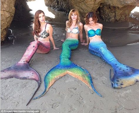 Tail affair: Bella Thorne played the part of a beautiful mermaid alongside her sisters Dani, left, and Kaili in a photo shoot in Southern Ca... 3 Mermaids, Mermaid Photo Shoot, Realistic Mermaid, Fin Fun Mermaid, Mermaid Pose, Mermaid Photography, Silicone Mermaid Tails, Mermaid Cove, Mermaid Photos