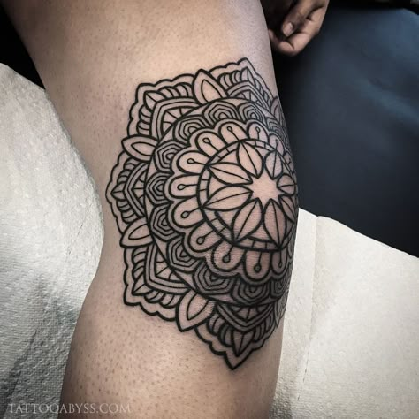 200+ Best Knee Tattoos Designs With Pictures (2022) - TattoosBoyGirl Mandela Knee Tattoos Women, Mandela Knee Tattoo, Black Knee Tattoo, Knee Mandala Tattoos, Ornamental Knee Tattoo, Mandala Knee Tattoo, Black Mandala Tattoo, Knee Tattoo Design, Knee Tattoo Ideas