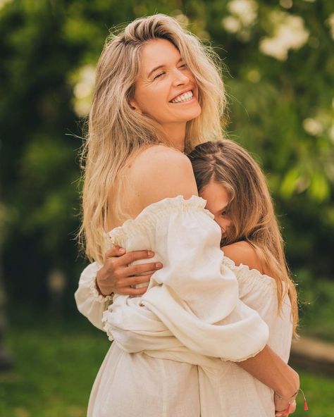 7 Ways to Have More Energy as a Mom ... Blonde Mother And Daughter, Mom Daughter Photos, Get Out Of The House, Have More Energy, Teen Daughters, Teenage Daughters, More Energy, Happy Mom, Best Answer