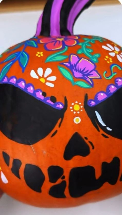 Mexican Pumpkin, Pumpkin Painting, Fall Halloween Decor, Fall Halloween, Halloween Decorations, Halloween