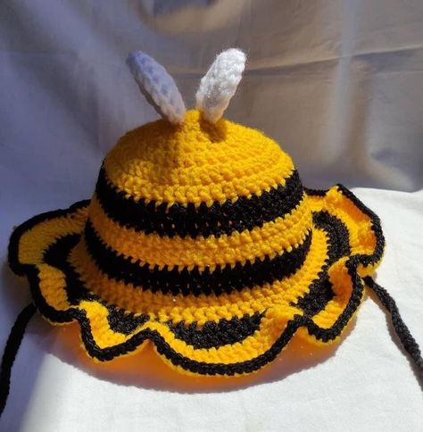 Build Your Own Home, Mini Studio, Home Recording Studio, Lighting Techniques, Crochet Bucket Hat, Crochet Cap, Kawaii Crochet, Beginner Crochet Projects, Crochet Fashion Patterns