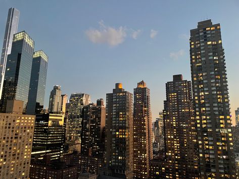 Night time skyline view of skyscrapers in New York City from Fordham university Fordham University Lincoln Center Aesthetic, Fordham Law School, Fordham Lincoln Center, Fordham Aesthetic, Fordham University Aesthetic, Fordham University Lincoln Center, Fordham University, College Aesthetic, Dream College