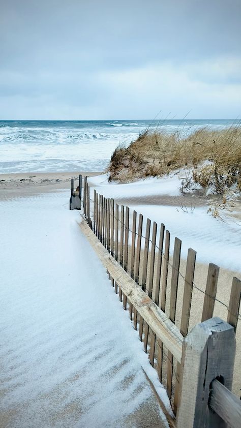 Cold winter morning on Coas Guard beach. Eastham, Cape Cod. Cape Cod Photos, Cold Coastal Aesthetic, Beach Winter Aesthetic, Cape Cod Beach Aesthetic, Cape Cod Winter Aesthetic, Cape Cod Summer Aesthetic, Screensaver Quotes, Cape Cod Autumn, Cape Cod Winter