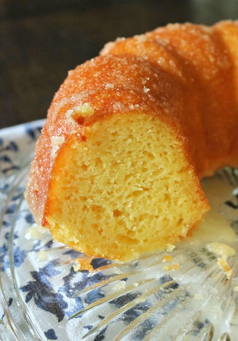 You’ll love this Easy Kentucky Butter Cake featuring a vanilla bundt cake and sweet butter glaze. It’s delicious, moist, and made simple with a boxed cake mix. Vanilla Bundt Cake, Easy Bundt Cake Recipes, Yellow Butter Cake, Easy Bundt Cake, Kentucky Butter Cake, Butter Glaze, Boxed Cake, Butter Cake Recipe, Bundt Cake Pan