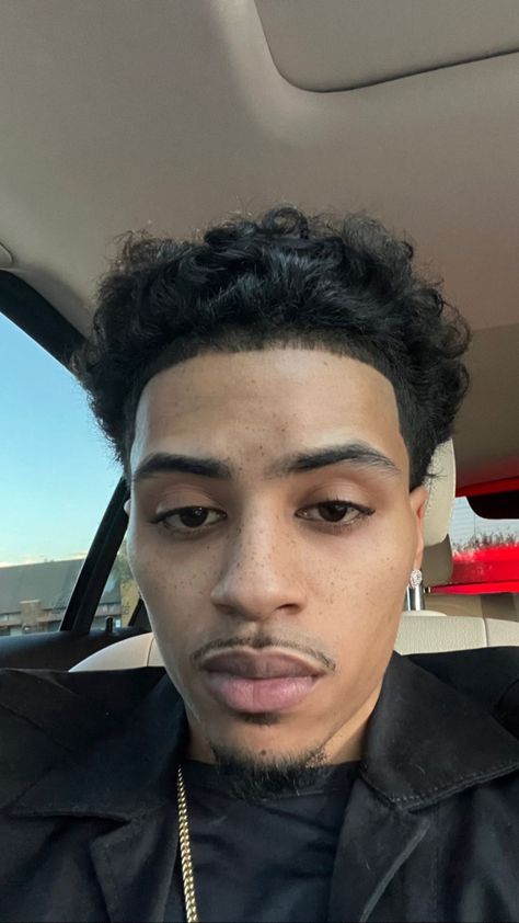 Lucus Coly, Dominican Men, Mexican Guys, Ybn Nahmir, Lucas Coly, Jamaican Men, Men Fade Haircut Short, Fine Shyt, Shaved Hair Designs