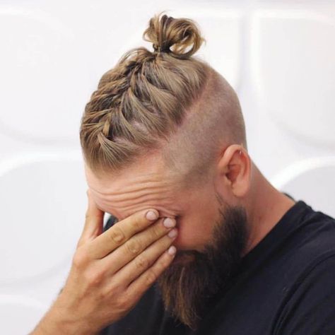 White Men with Braids Hairstyle: Rock With Cool Hairstyles Man Braid, Viking Haircut, Man With Long Hair, Rasta Hair, Men's Cuts, Man Bun Hairstyles, Braided Top Knots, Viking Braids, Different Braids