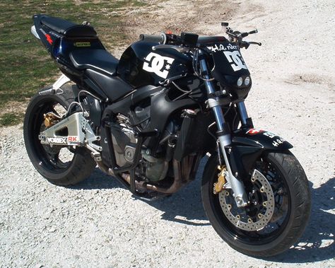 street fighter 600RR ? : Honda CBR 600RR Sportbike Forum : 600RR.Net Yamaha R6 Streetfighter, Cbr600rr Custom, Hayabusa Streetfighter, Kawasaki Ninja H2r, Ducati 1299, Cbr1000rr Fireblade, Ninja H2r, Street Fighter Motorcycle, Motorcycle Baby