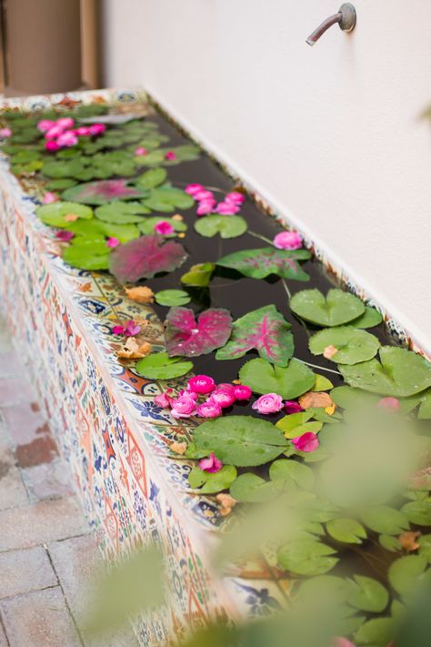 Love these bright blooms with lily pads to welcome guests Lily Pad Wedding, Style Me Pretty Living, Tropical Birthday, Field Guide, Birthday Bash, Lily Pads, Style Me Pretty, Tablescapes, Kids Party