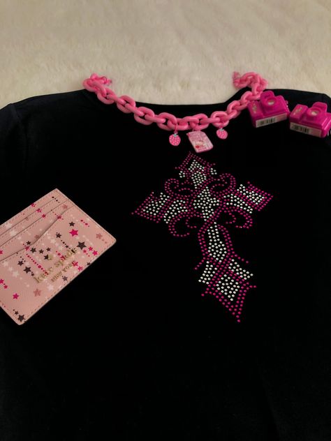 Custom rhinestone Y2K cyber cross Top PURCHASE DEADLINES IN ORDER TO RECEIVE IT BEFORE CHRISTMAS ARE AS FOLLOWS:  Hoodies: December 15th Tops: December 13th Jewelry: December 15th ‼️ NOW AVAILABLE IN CROP TOPS OR REGULAR T-SHIRTS ‼️ PLEASE REFER TO THE GILDAN SIZE CHART FOR SIZING ON REGULAR T-SHIRTS ⚠️READ DESCRIPTION FULLY⚠️ Made-to-order listing Price breakdown: Wild Fable Brand Tee or Men's Gildan T-Shirt 500-700+ rhinestones= $3.21+ Material for template: $6 Heat transfer tape: $2.29 mail s Y2k Rhinestone Top, Diy Rhinestone Shirt, Y2k Rhinestone, Diy Crop Top, Diy Pants, Custom Rhinestone, Hoodie Diy, Rhinestone Shirts, Rhinestone Top