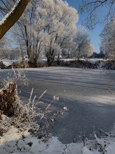 Frozen Pond Aesthetic, Pond Aesthetic, Pond Watercolor, Frozen Pond, Snow Princess, Winter Vibes, Best Seasons, Winter Aesthetic, Tis The Season