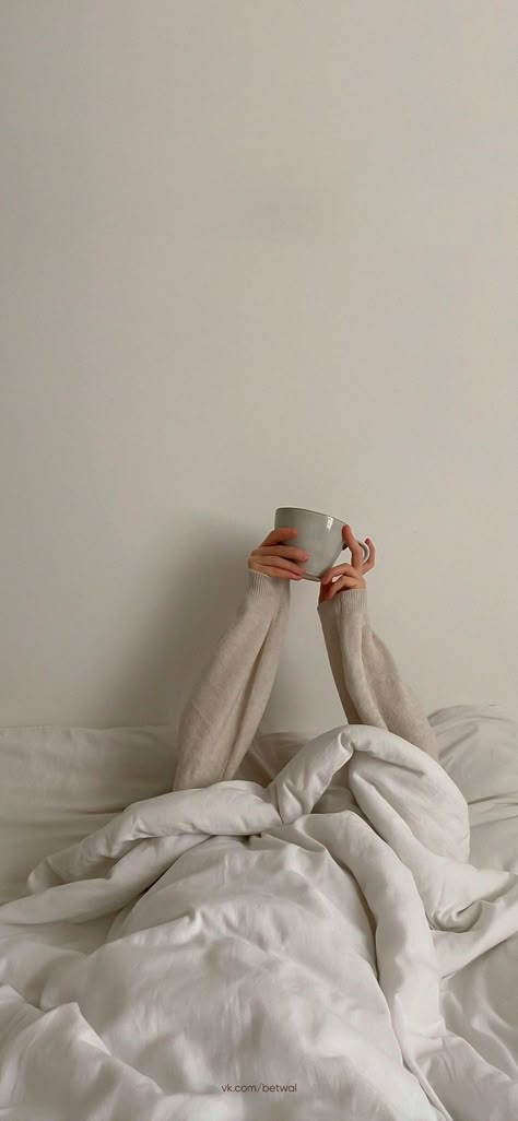 Pampering Routine, Morning Vibes, Minimal Photography, Aesthetic Content, Cream Aesthetic, Aesthetic Coffee, Foto Ideas Instagram, Beige Aesthetic, Background Pictures