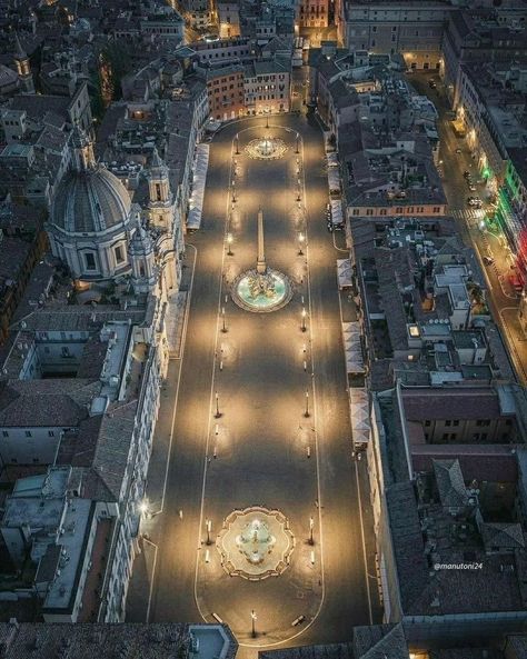 Map of Italy (@map_of_italy) • Instagram photos and videos Ancient World History, Italy Tourism, Glass Structure, Piazza Navona, Medieval Houses, Italy Map, Europe Map, Visit Europe, Visit Italy