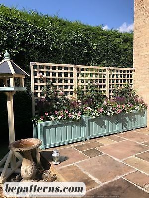 Unique Gardening Trellis Ideas | Tutorial for Cozy Outdoor Spaces Patio Trellis, Garden Screening, Gardens Design, Bed Plans, Wooden Planters, Deck Garden, Bed Ideas, Garden Bed, Garden Trellis