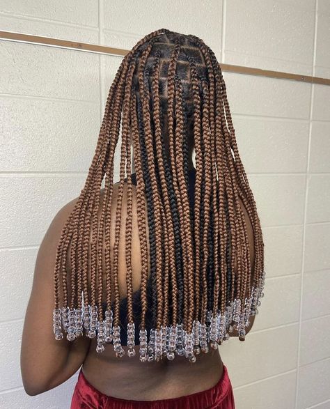 Hairstyle With Beads, Black Hair Protective Styles, Brown Box Braids, Cute Box Braids, Short Box Braids Hairstyles, Protective Hairstyles For Natural Hair, Box Braids Hairstyles For Black Women, Braided Cornrow Hairstyles, Braided Hairstyles For Teens