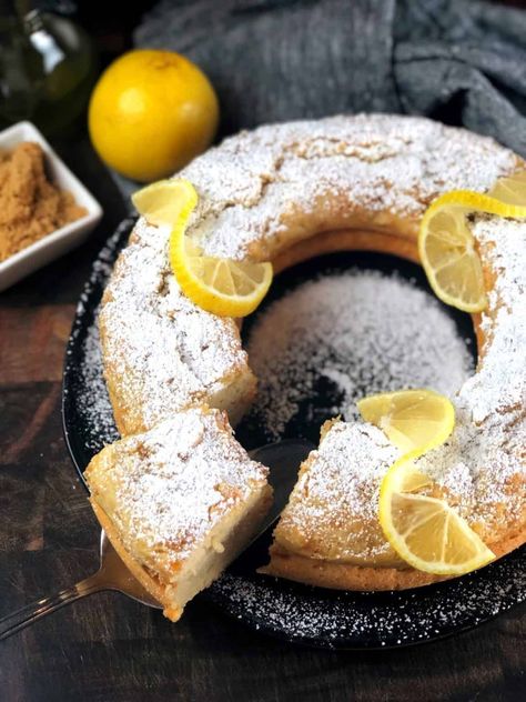 Italian Ricotta Cake- Ricotta Lemon Cake Italian Lemon Ricotta Cake, Italian Lemon Cake, Ricotta Cake Recipes, Italian Dinners, Lemon Ricotta Cake, Ring Mold, Traditional Ring, Ricotta Recipes, Ricotta Cake