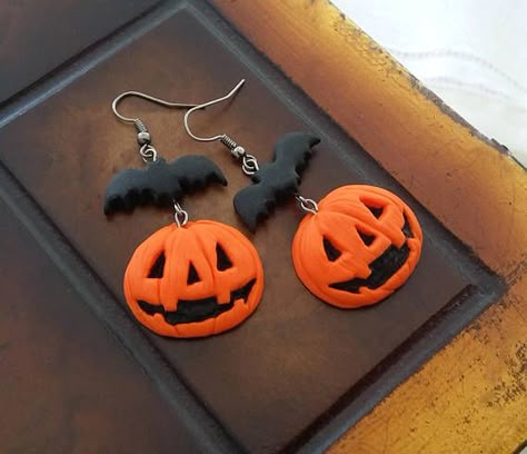 artist! Fimo Diy, Polymer Clay Tutorials, Diy Polymer Clay, Polymer Clay Halloween, Halloween Clay, Diy Earrings Polymer Clay, Tanah Liat, Polymer Clay Diy, Polymer Clay Jewelry Diy