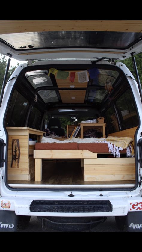 Delica Camper Conversion, Mitsubishi Express Van Conversion, Delica Conversion, Mitsubishi Delica Camper, Delica Camper, Vanlife Diy, Delica Van, Truck Kitchen, Van Conversion Kits