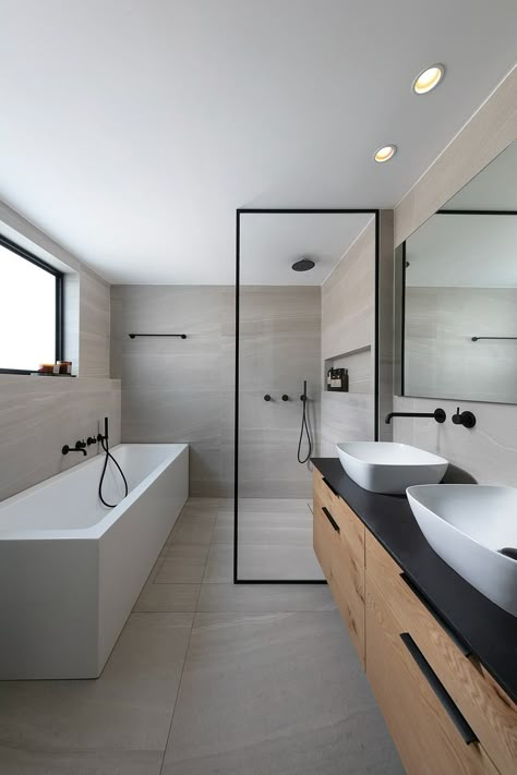 Bathroom Design Small Modern, Bathroom Design Layout, Bathroom Design Trends, Contemporary Bathroom Designs, Bathroom Redesign, Bathroom Design Decor, Bathroom Inspiration Decor, Bathroom Layout, Minimalist Bathroom