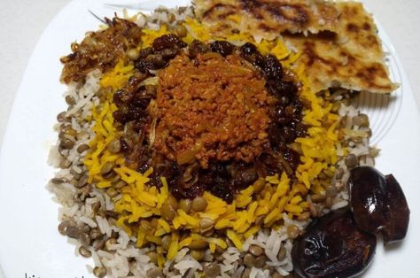 Adas Polo | Persian Rice With Lentil Recipe Iranian Rice, Adas Polo, Lentil Rice, Lentil Recipe, Persian Rice, Rice Dish, Caramelized Onion, Lentil Recipes, Persian Food