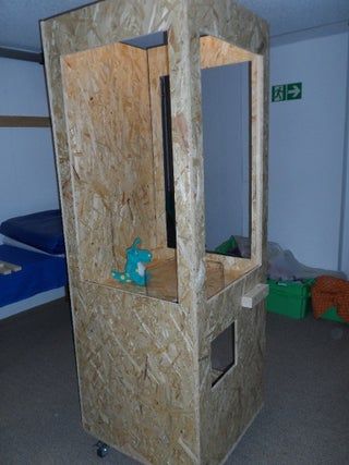 Diy Claw Machine, Osb Wood, Arcade Ideas, Claw Crane, Claw Game, Used Legos, Crane Machine, Robot Cat, Movie Night Ideas