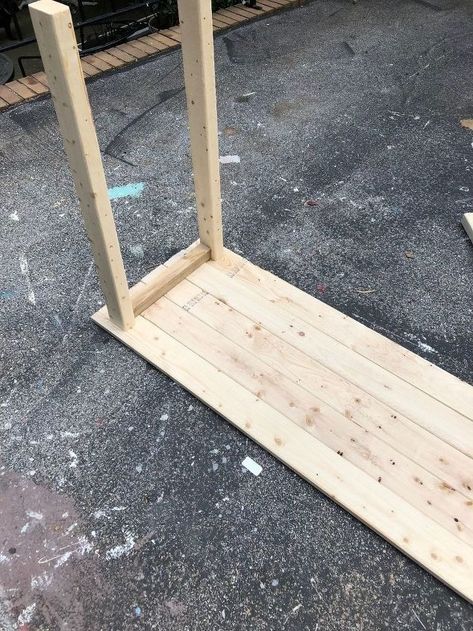 I recently started building simple, rustic farmhouse-style tables and wanted to build a sofa table. I had a design in mind - so I went to Home Depot for my wood. #diy #rustic #farmhosue #table #diyhomedecor Build A Sofa Table, Building A Farmhouse, Build A Sofa, Style Sofa Table, Farmhouse Sofa Table, Built In Sofa, Diy Console Table, Crate Table, Farmhouse Style Table