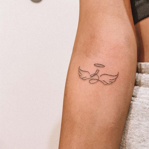 Angel Wing With Initial Tattoo, Letter B Tattoo Ideas Design, Matching Angel Wing Tattoos, Wings With Name Tattoo, Angel Tattoo Wrist, Letter With Wings Tattoo, Butterfly With Letter Tattoo, Angel Wings Initial Tattoo, Dainty Angel Wings Tattoo