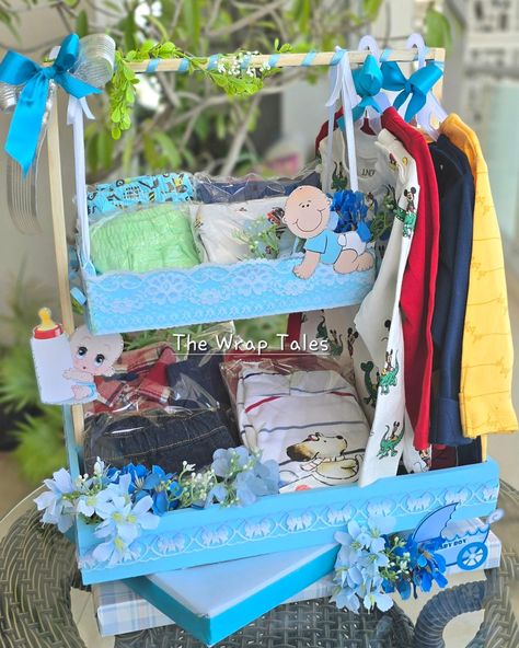 Welcoming bundles of joy with this adorable baby boy gift hamper! 👶💙 #BabyBoy #GiftsForHim #NewArrival #BundleOfJoy #BabyShower #Cute #MomLife #Parenthood #Adorable #InstaBaby #Love #GiftIdeas Gift Hamper For Newborn, Baby Boy Hampers, Baby Boy Hamper Ideas, Cute Hampers, New Baby Gift Basket, Baby Hamper Ideas, Baby Shower Hamper, Baby Gift Packs, Baby Boy Hamper