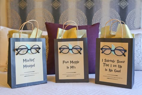 Harry Potter Bachelorette Party, Harry Potter Bachelorette, Harry Potter Bridal Shower, Bachelorette Party Destinations, Festa Harry Potter, Awesome Bachelorette Party, Anniversaire Harry Potter, Baby News, Theme Harry Potter