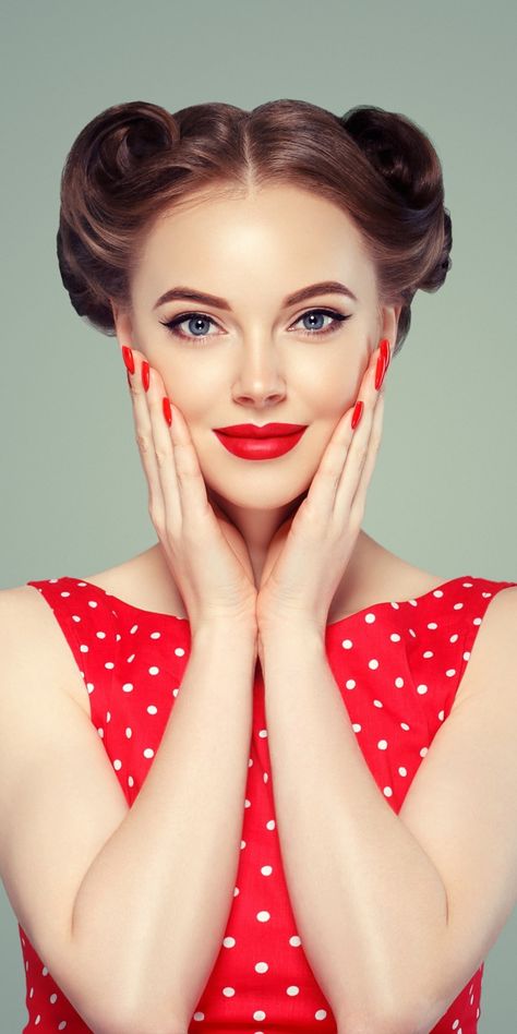 Red lips, makeup, smile, woman model, 1080x2160 wallpaper Eyeliner Designs, Red Lipstick Makeup, 1940s Hairstyles, Red Lip Makeup, Lipstick Makeup, Red Lipstick, Girl Face, Beauty Face, Red Lips