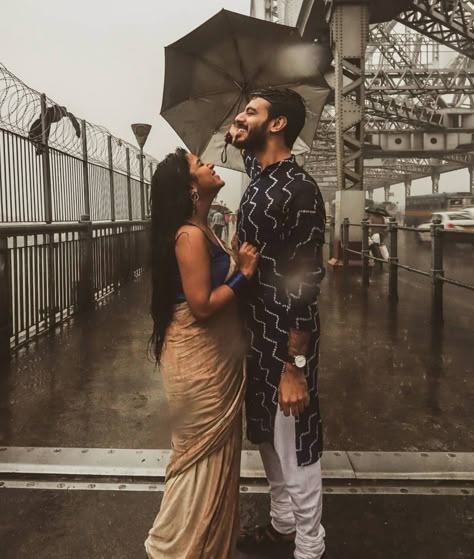 Typography Background, Couple In Rain, Fb Status, Eagle Drawing, Rain Photo, Indian Wedding Photography Couples, Romantic Couple Images, Wedding Photoshoot Props, Pre Wedding Photoshoot Outdoor