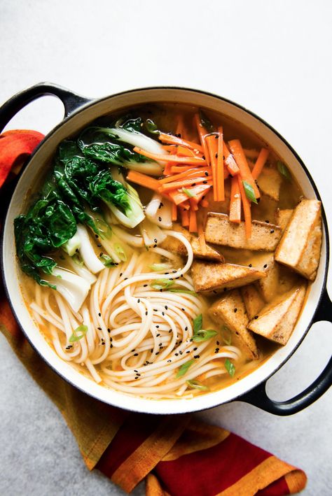 Vegetarian Udon Noodles, Udon Noodle Recipe, Vegan Udon, Miso Udon, Miso Recipes, Ginger Tofu, Udon Noodles Recipe, Udon Noodle Soup, Ginger Miso