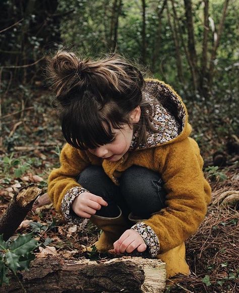 - Kleine Schobbejak (@kleineschobbejak) on Instagram: “Explore the world, little ones! 🌿🐜🐞 photo by @theforestkind #kleineschobbejak #waldorfkids…” Girls Winter Jackets, Girls Fur, Baby Boy Jackets, Wool Coats, Skirt And Sneakers, Mens Boots Fashion, Baby Jacket, Kids Clothes Boys