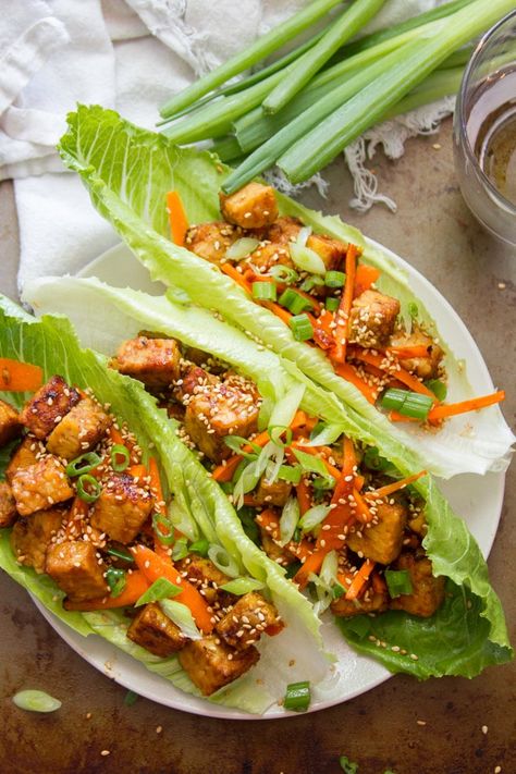 Tempeh Recipes Vegan, Sesame Ginger Sauce, Vegan Lettuce Wraps, Tempeh Recipes, Healthy Vegetarian Dinner, Sesame Ginger, Vegan Lunch Recipes, Ginger Sauce, Vegan Main Dishes