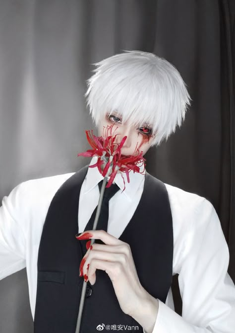 Best Cosplay Ever, Makeup Skills, Tokyo Ghoul Cosplay, Anime Cosplay Makeup, Ken Tokyo Ghoul, Cosplay Boy, Snk Cosplay, Tokyo Ghoul Anime, Real Anime